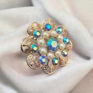 Vintage Blue AB Rhinestone & Pearl Starburst Gold Toned Brooch
